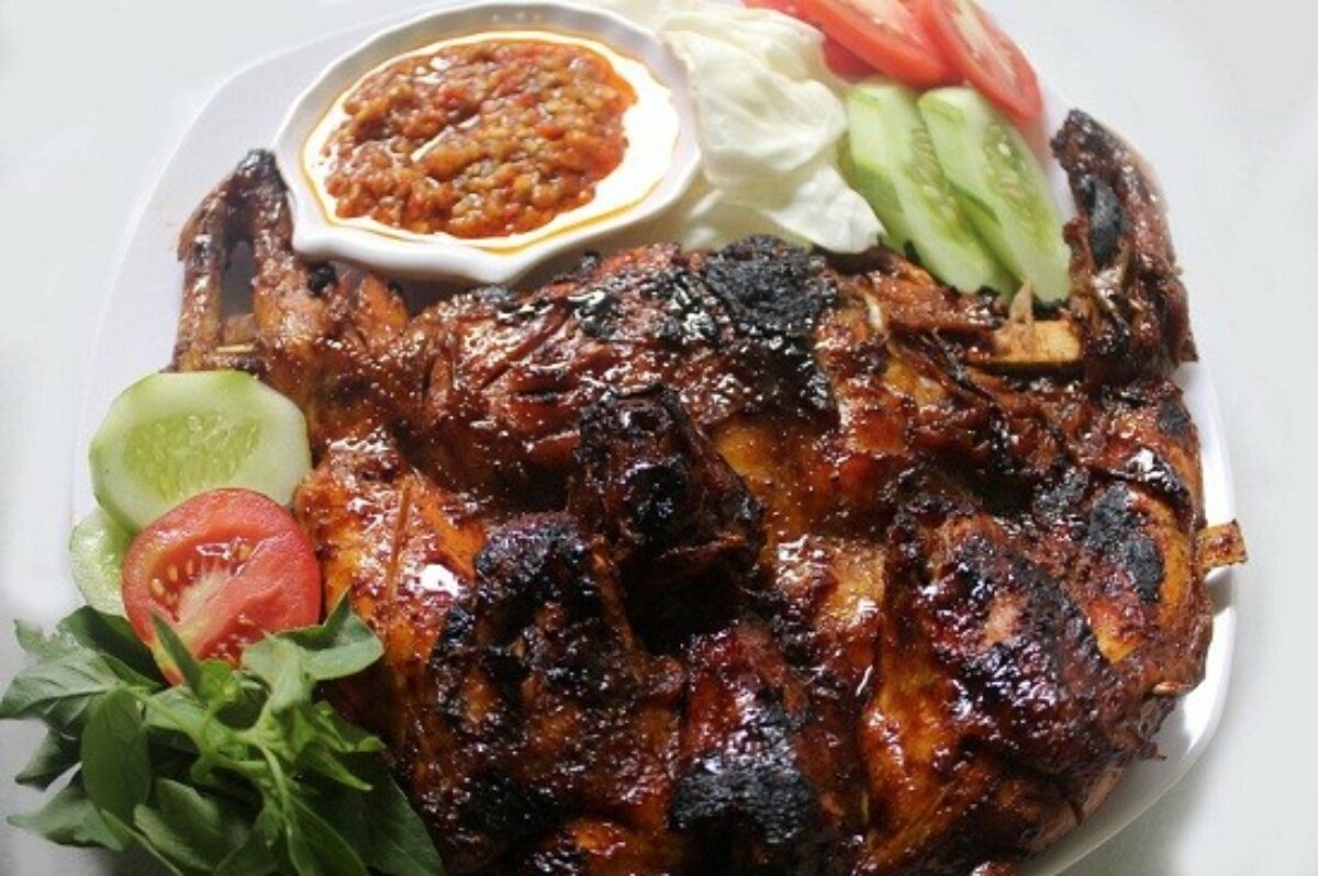 Detail Foto Makanan Ayam Bakar Nomer 12