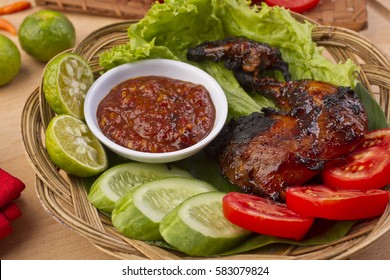 Detail Foto Makanan Ayam Bakar Nomer 30