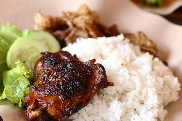 Detail Foto Makanan Ayam Bakar Nomer 39