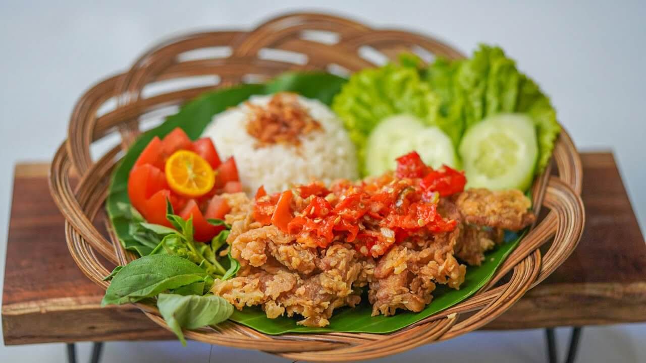 Detail Foto Makanan Ayam Geprek Nomer 10