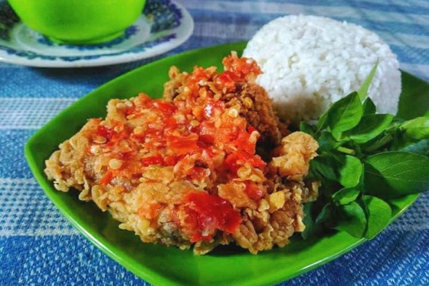 Detail Foto Makanan Ayam Geprek Nomer 17