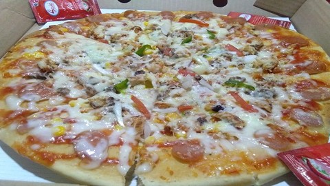 Detail Foto Makanan Pizza Nomer 34