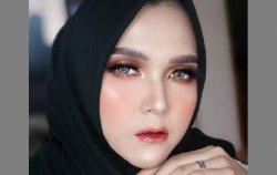 Detail Foto Make Up Cantik Nomer 50