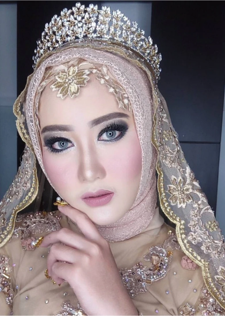 Detail Foto Make Up Pengantin Nomer 39