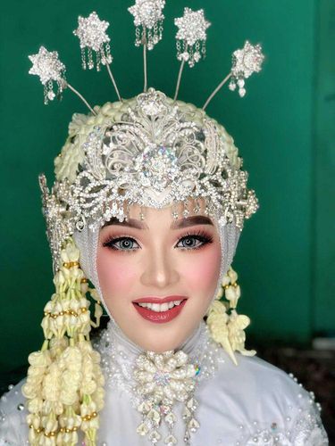 Detail Foto Make Up Pengantin Nomer 5