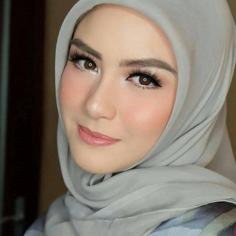 Detail Foto Make Up Simple Nomer 2