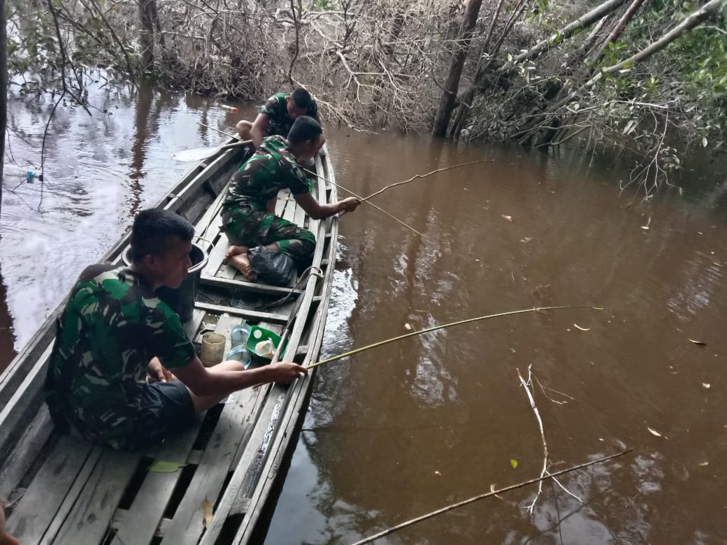 Detail Foto Mancing Di Sungai Nomer 13