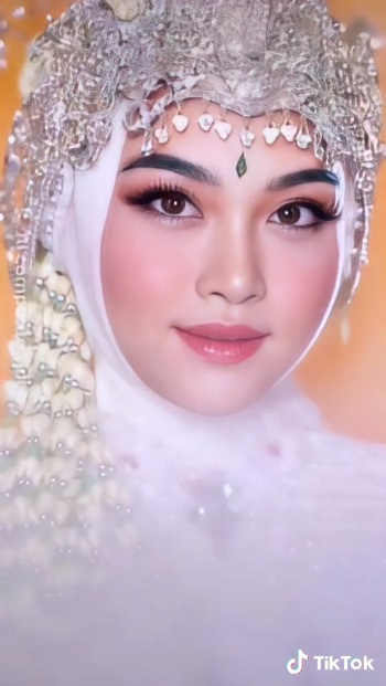 Detail Foto Manten Cantik Nomer 11