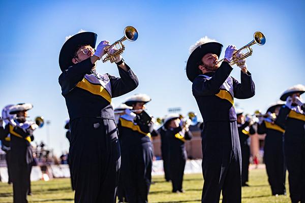 Detail Foto Marching Band Nomer 40