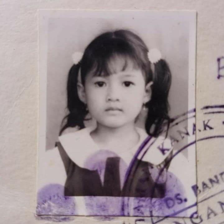 Detail Foto Masa Kecil Ayu Ting Ting Nomer 5