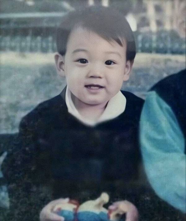 Detail Foto Masa Kecil Jungkook Nomer 5