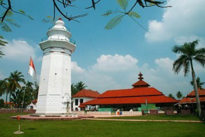 Detail Foto Masjid Agung Banten Nomer 25