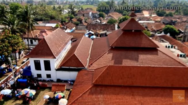 Detail Foto Masjid Agung Banten Nomer 36