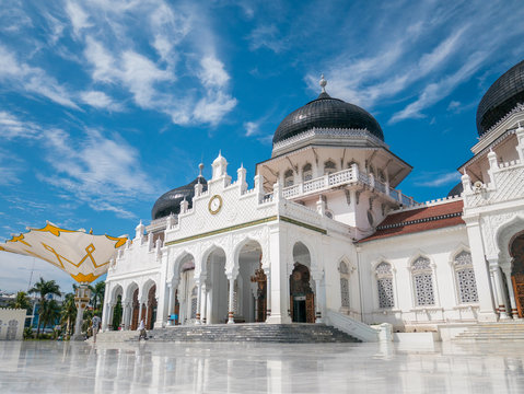 Detail Foto Masjid Di Indonesia Nomer 7