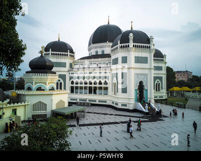 Detail Foto Masjid Raya Medan Nomer 15