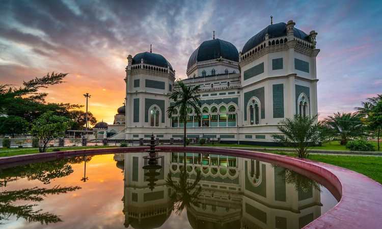 Detail Foto Masjid Raya Medan Nomer 19