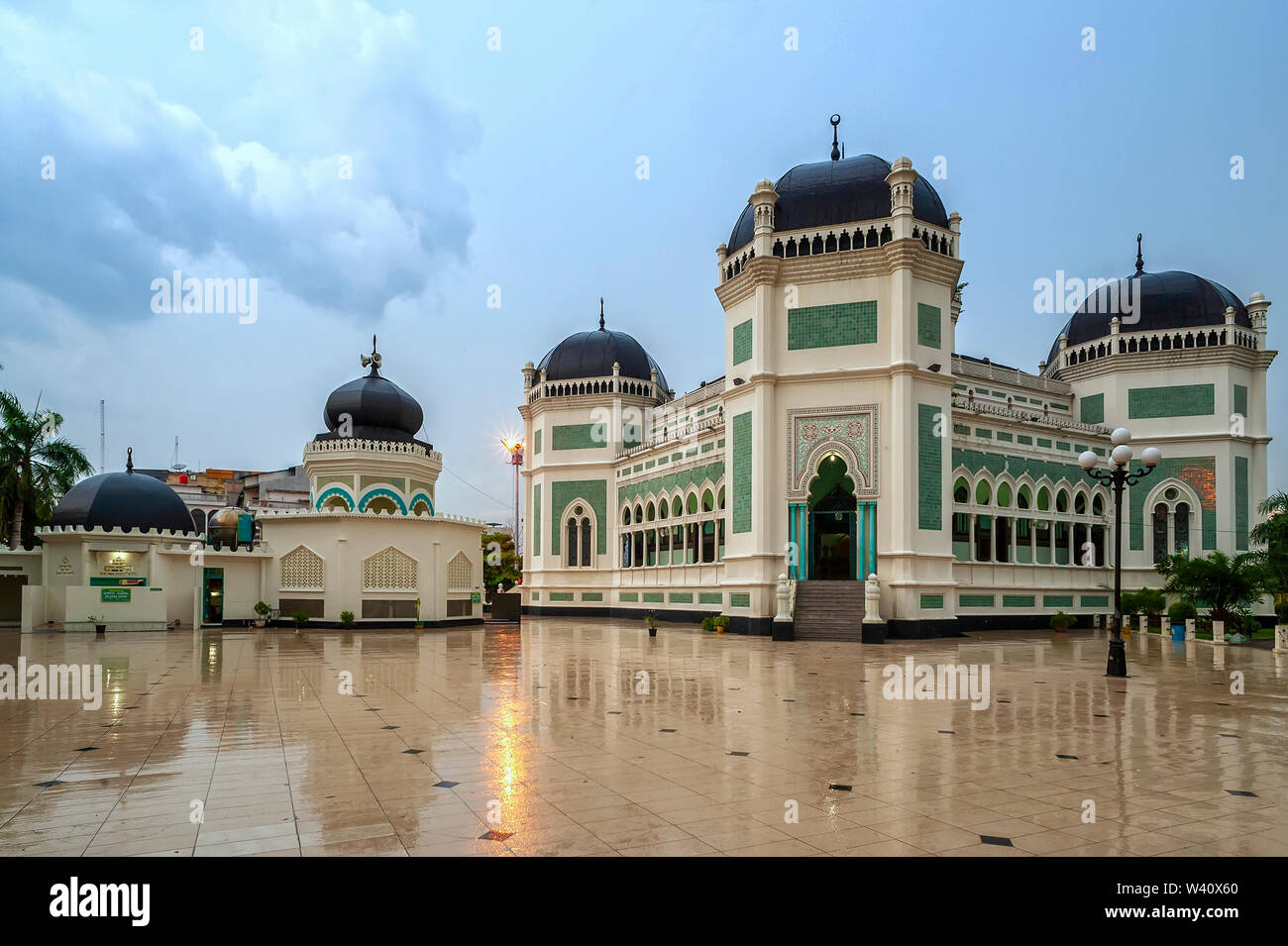 Detail Foto Masjid Raya Medan Nomer 31