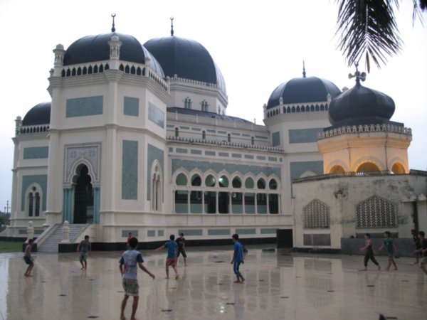 Detail Foto Masjid Raya Medan Nomer 33