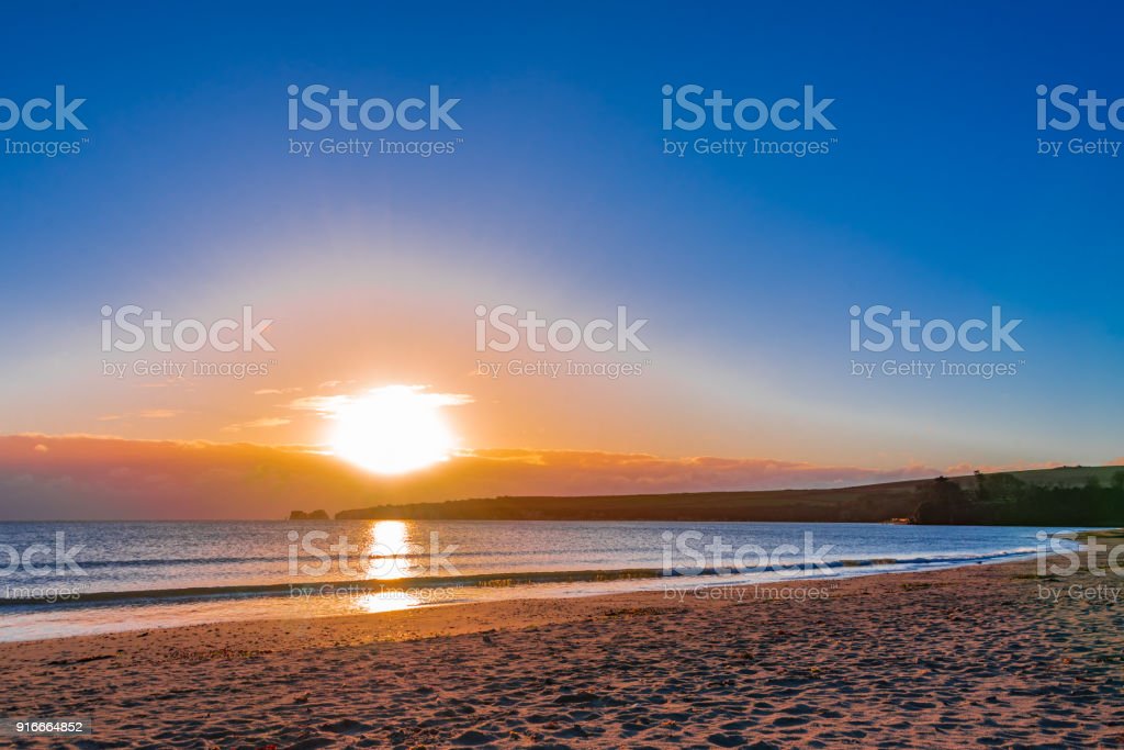 Detail Foto Matahari Terbit Di Pantai Nomer 23