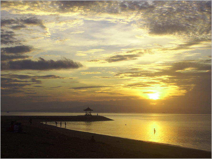 Detail Foto Matahari Terbit Di Pantai Nomer 31