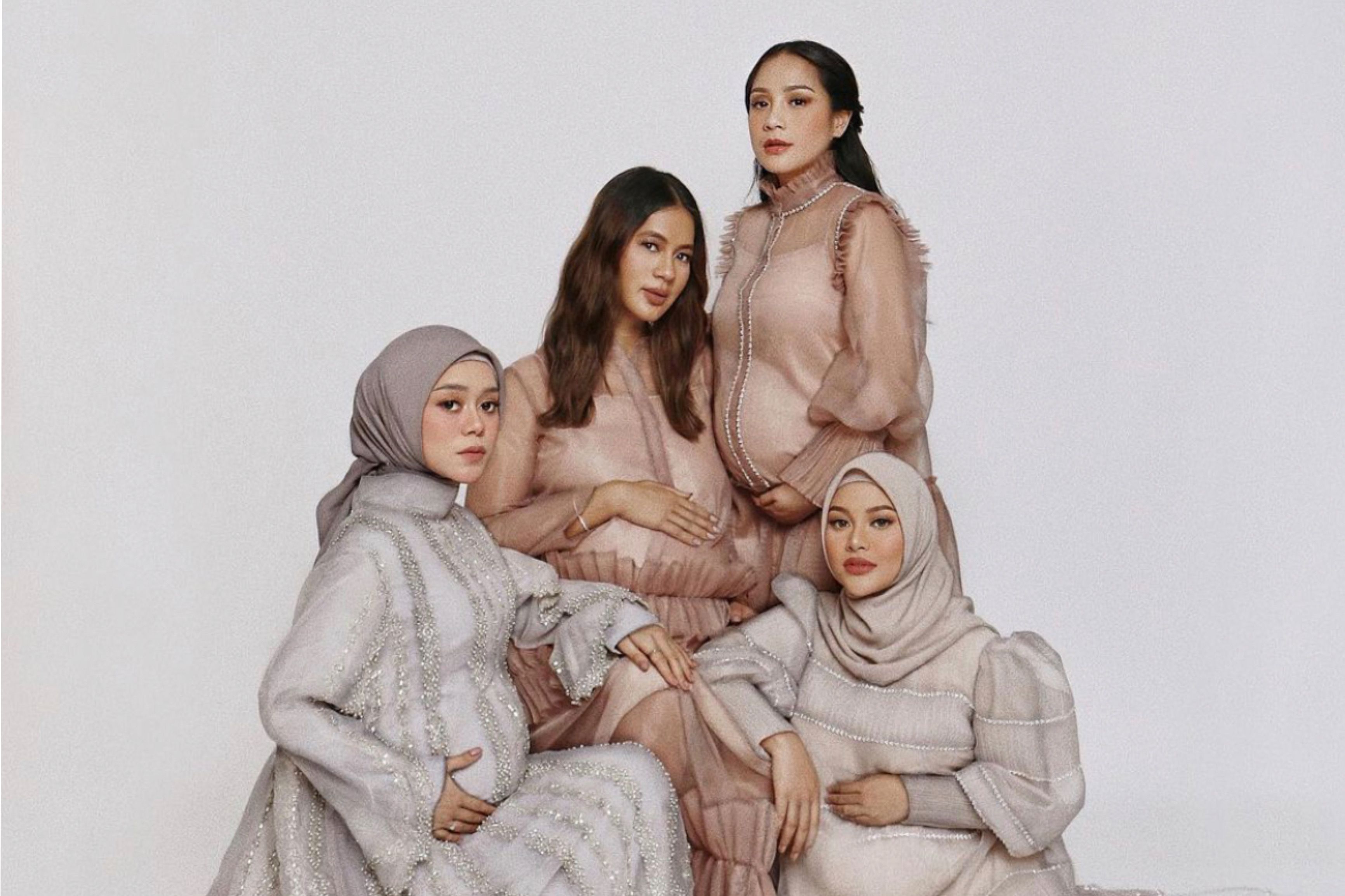 Detail Foto Maternity Artis Indonesia Nomer 41