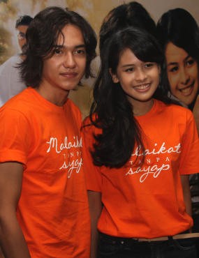 Detail Foto Maudy Ayunda Dan Adipati Dolken Nomer 12