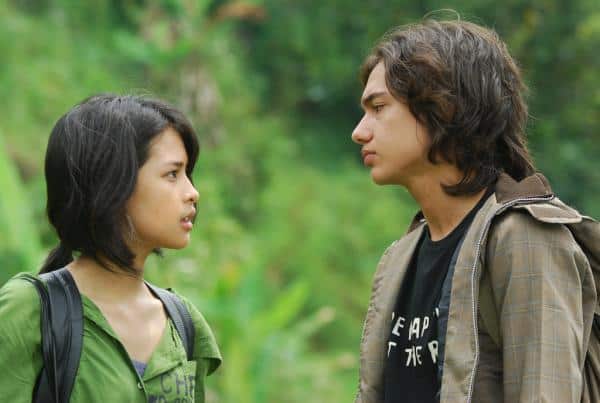 Detail Foto Maudy Ayunda Dan Adipati Dolken Nomer 18