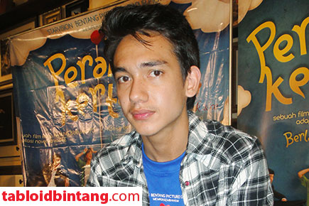 Detail Foto Maudy Ayunda Dan Adipati Dolken Nomer 48