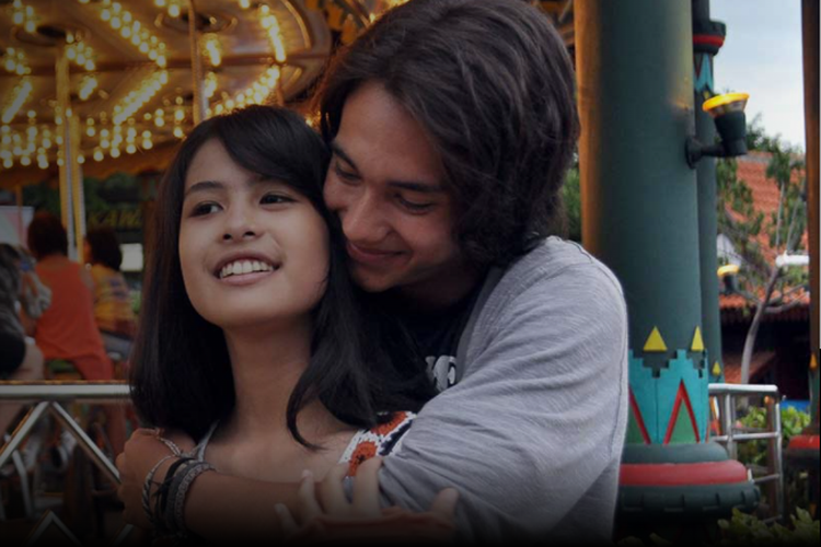 Detail Foto Maudy Ayunda Dan Adipati Dolken Nomer 7