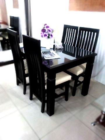 Detail Foto Meja Makan Nomer 18