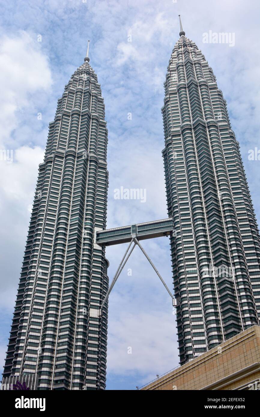 Detail Foto Menara Kembar Malaysia Nomer 15