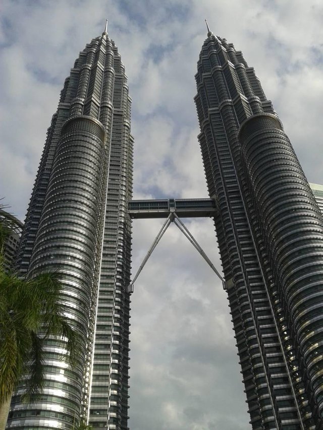 Detail Foto Menara Kembar Malaysia Nomer 30