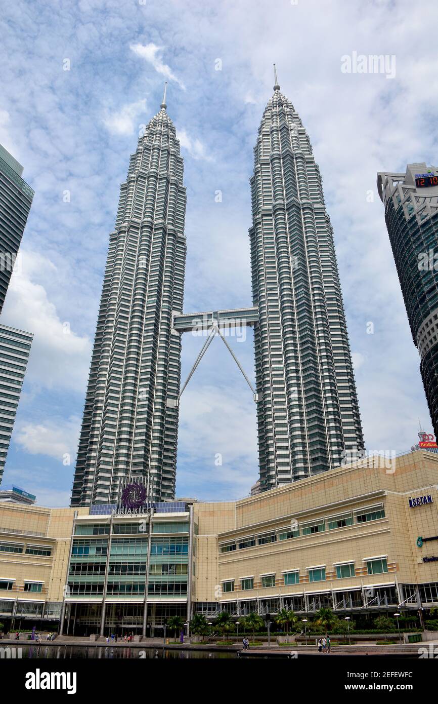 Detail Foto Menara Kembar Malaysia Nomer 39