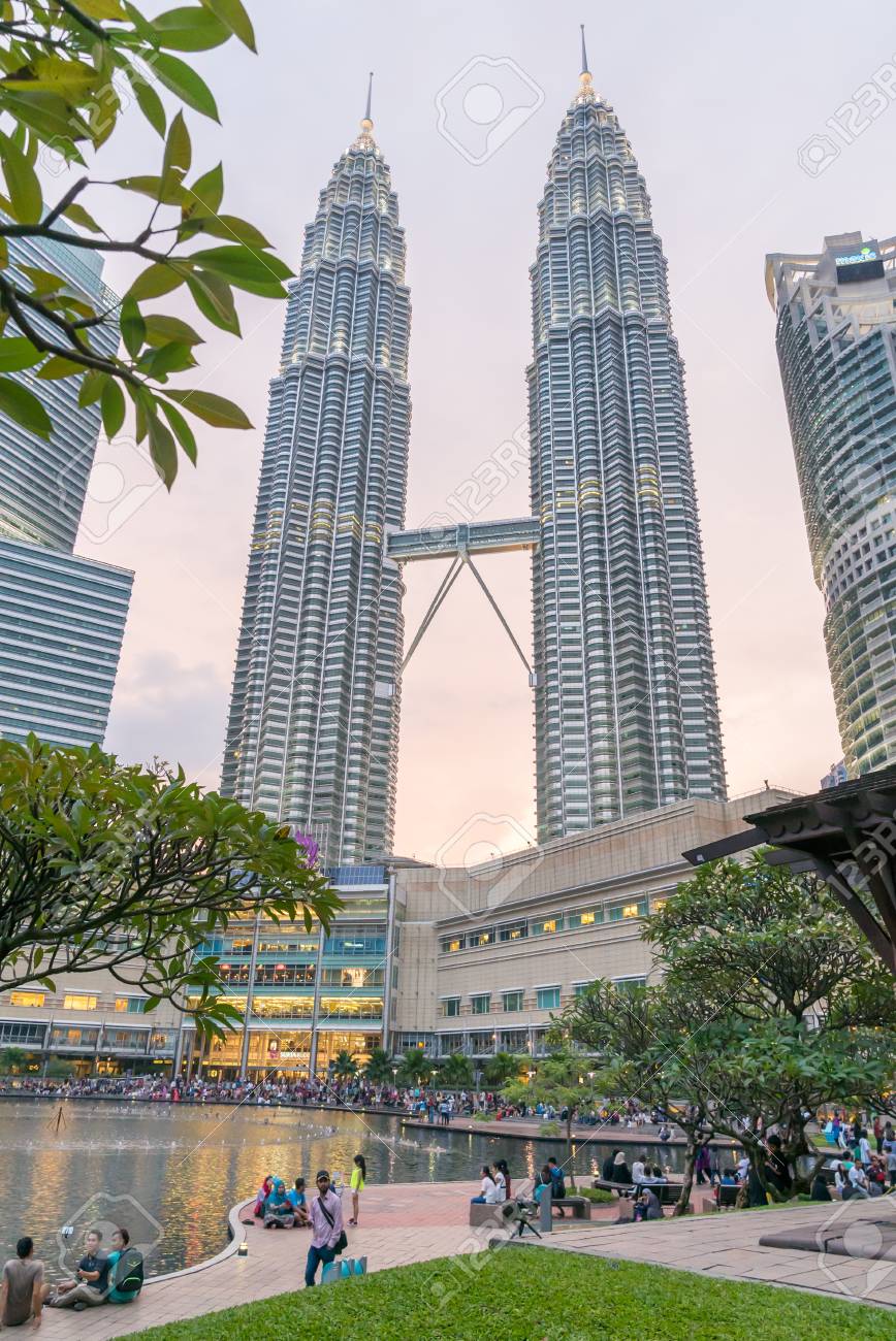 Detail Foto Menara Kembar Malaysia Nomer 58