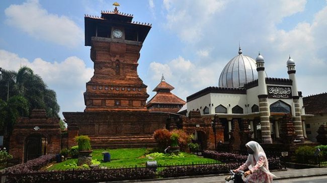 Detail Foto Menara Kudus Nomer 15