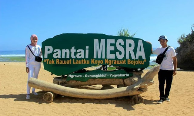 Detail Foto Mesra Di Pantai Nomer 56