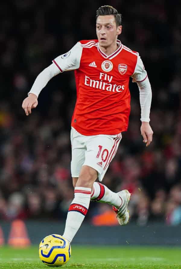 Detail Foto Mesut Ozil Nomer 8