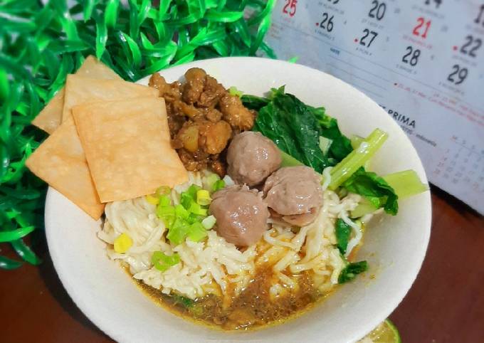 Detail Foto Mie Ayam Bakso Nomer 35