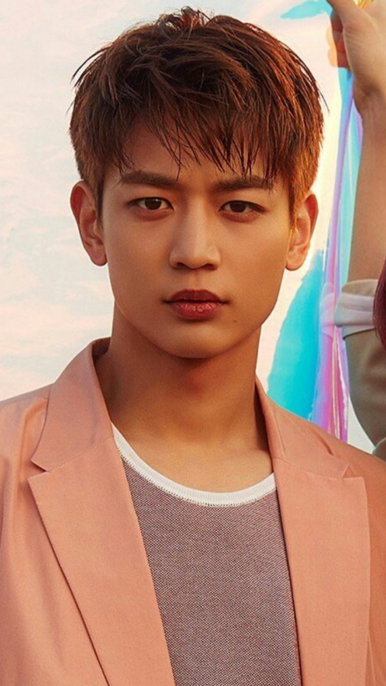 Detail Foto Minho Shinee Nomer 16