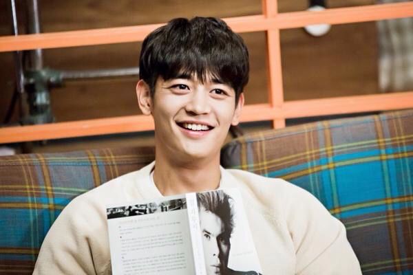 Detail Foto Minho Shinee Terbaru Nomer 46