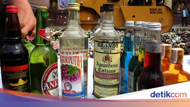 Detail Foto Minuman Beralkohol Nomer 27