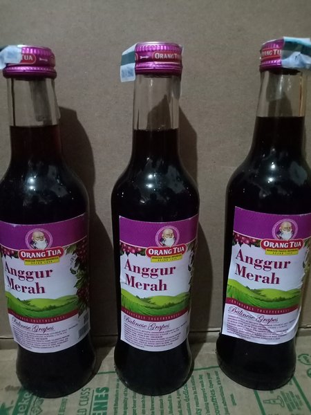 Detail Foto Minuman Keras Anggur Merah Nomer 15