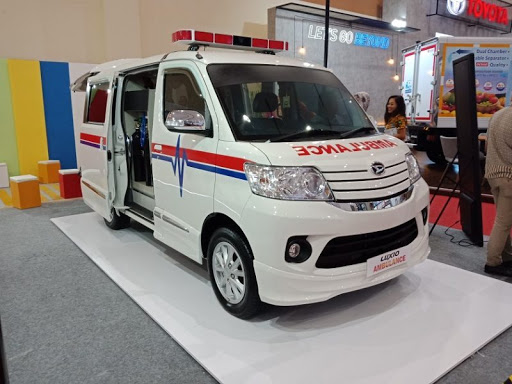 Detail Foto Mobil Ambulance Nomer 42