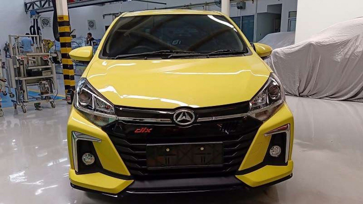 Detail Foto Mobil Ayla Terbaru Nomer 18