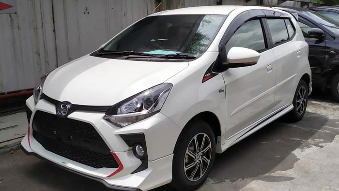 Detail Foto Mobil Ayla Terbaru Nomer 32