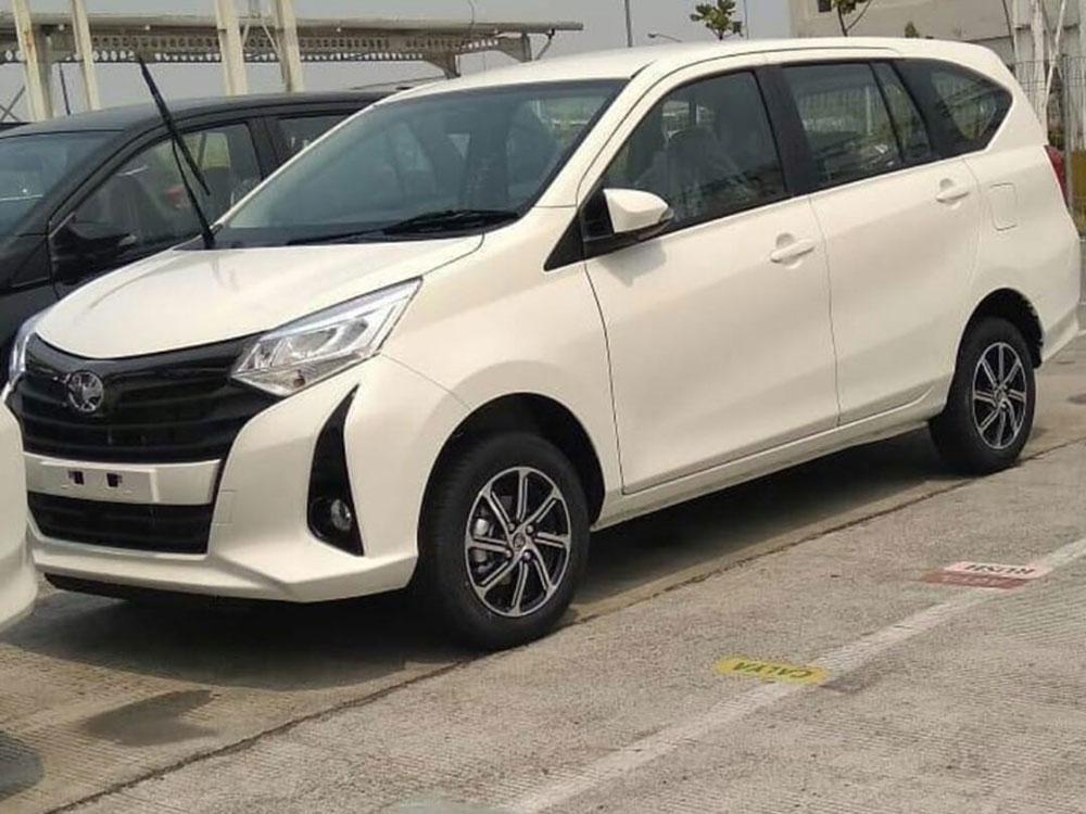 Detail Foto Mobil Baru Nomer 20