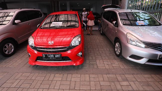 Detail Foto Mobil Bekas Nomer 13