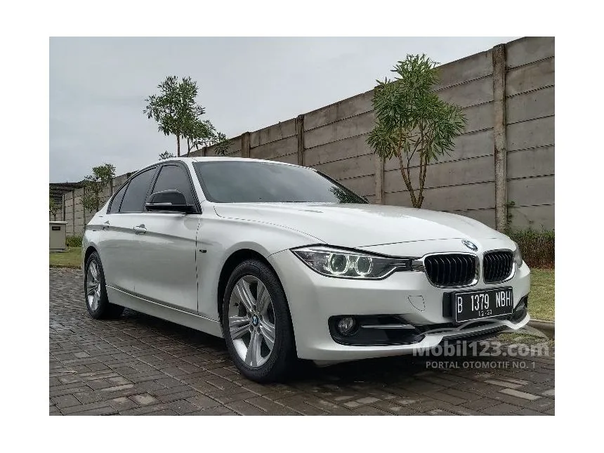 Detail Foto Mobil Bmw 2014 Nomer 24