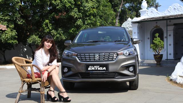 Detail Foto Mobil Buatan Indonesia Nomer 15