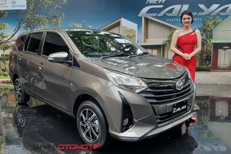 Detail Foto Mobil Calya Nomer 16